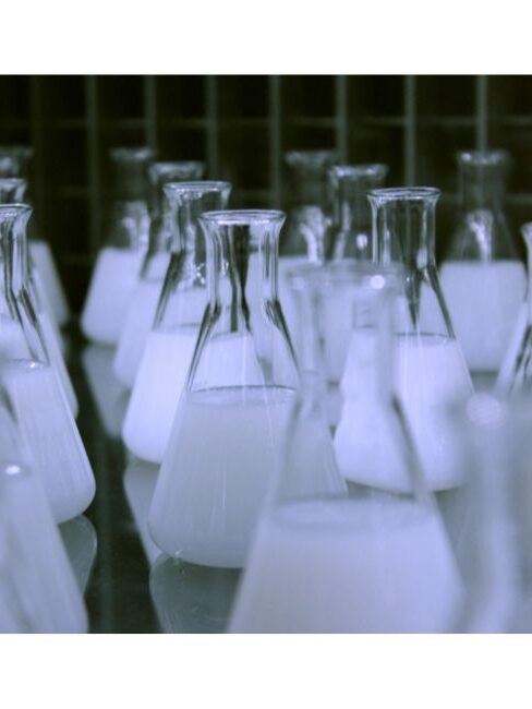 The Role of Shakers in Modern Industries: Trusted shaker Supplier in Kolkata. 